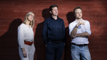 Anette Dowideit, Justus von Daniels und Jean Peters von Correctiv. Foto: Christoph Soeder.